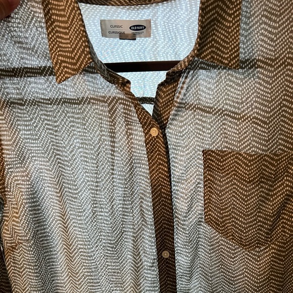 Old Navy Sheer Print Button Down Top Womens - Picture 3 of 5